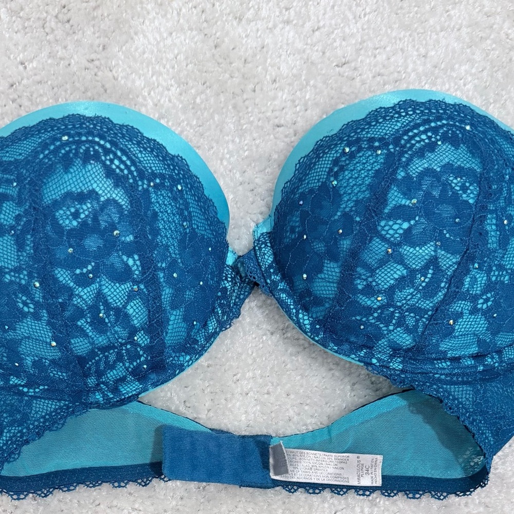 Victoria's Secret Teal Lace Push-Up Bra with Rhinestones - Picture 4 of 5